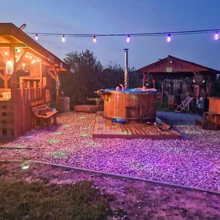 別荘 Stunning In Mielno Pyrzyckie With Sauna
