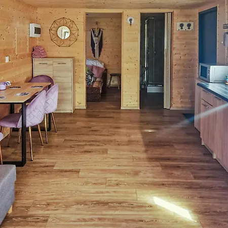 Lovely In Mielno Pyrzyckie Feriehus *